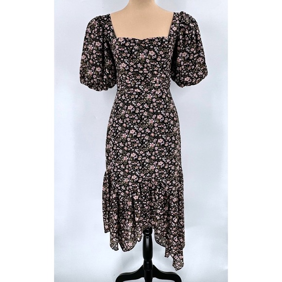 ASTR The Label Dresses & Skirts - ASTR The Label Black Pink Ditsy Floral Puff Sleeve Asymmetric Midi Dress Small